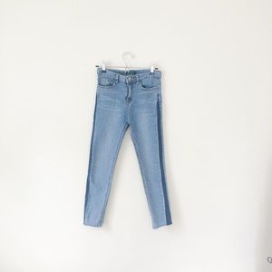 High-Waisted Skinny Jeans With Contrast Stripe